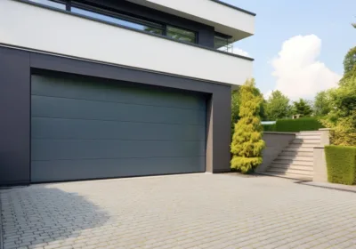 Porte de garage sectionnelle
